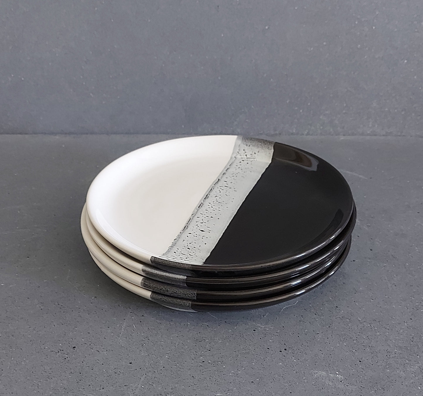 Plate - Dessert / Salad Plate
