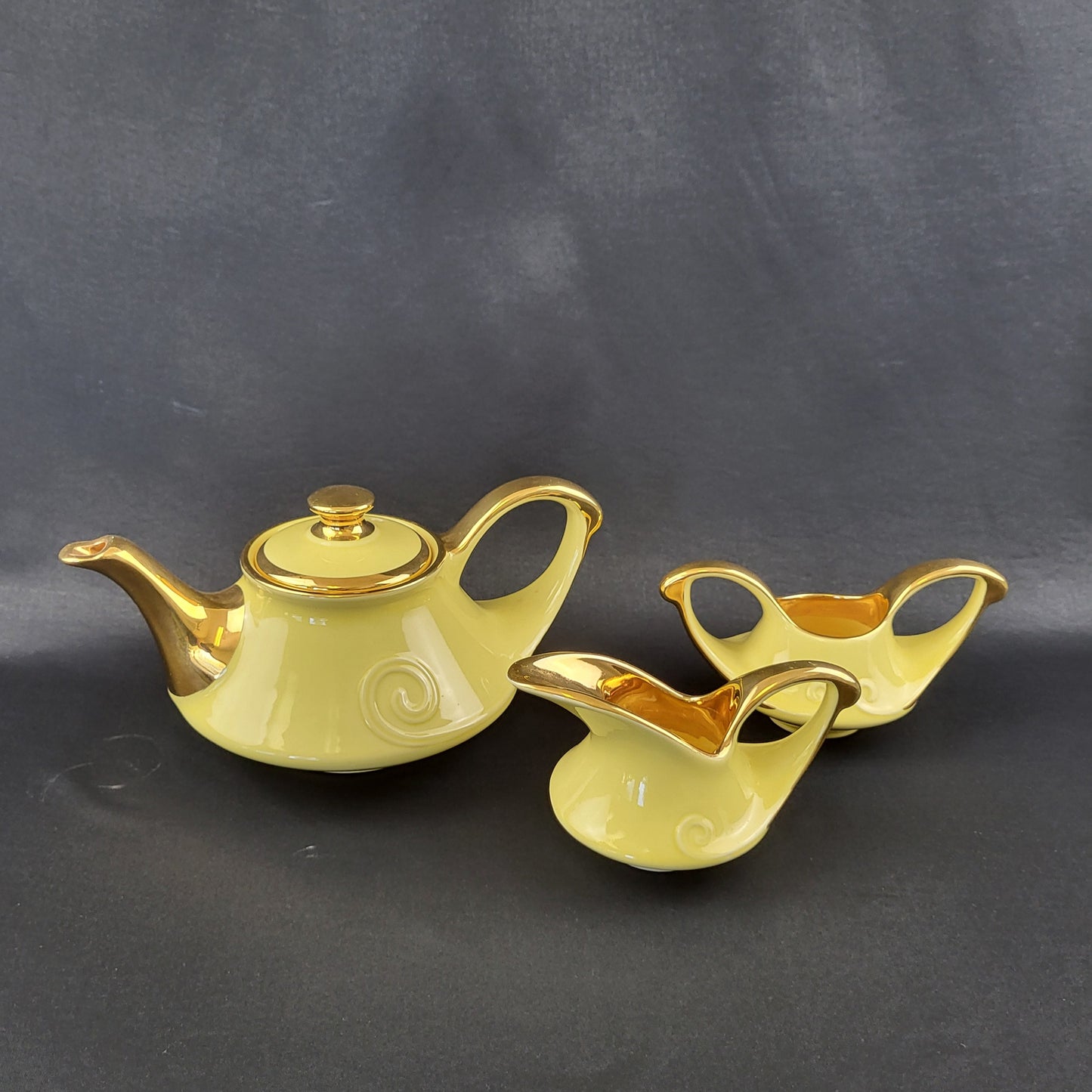 Teapot Set - Yellow and Gold